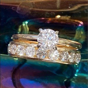 Brilliant??Diamond Solitaire & Channel Set Band YG